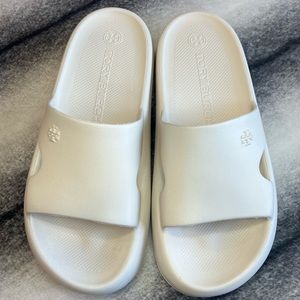Tory Burch Shower Slide in French Pearl